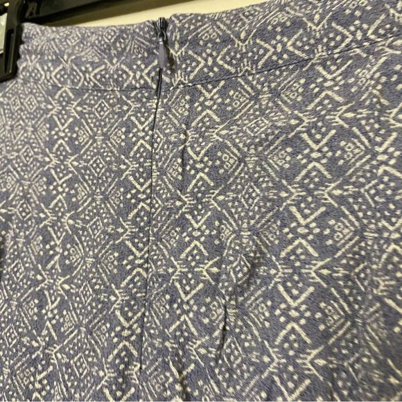 Forever 21 Ornate Print Skirt - Picture 6 of 8